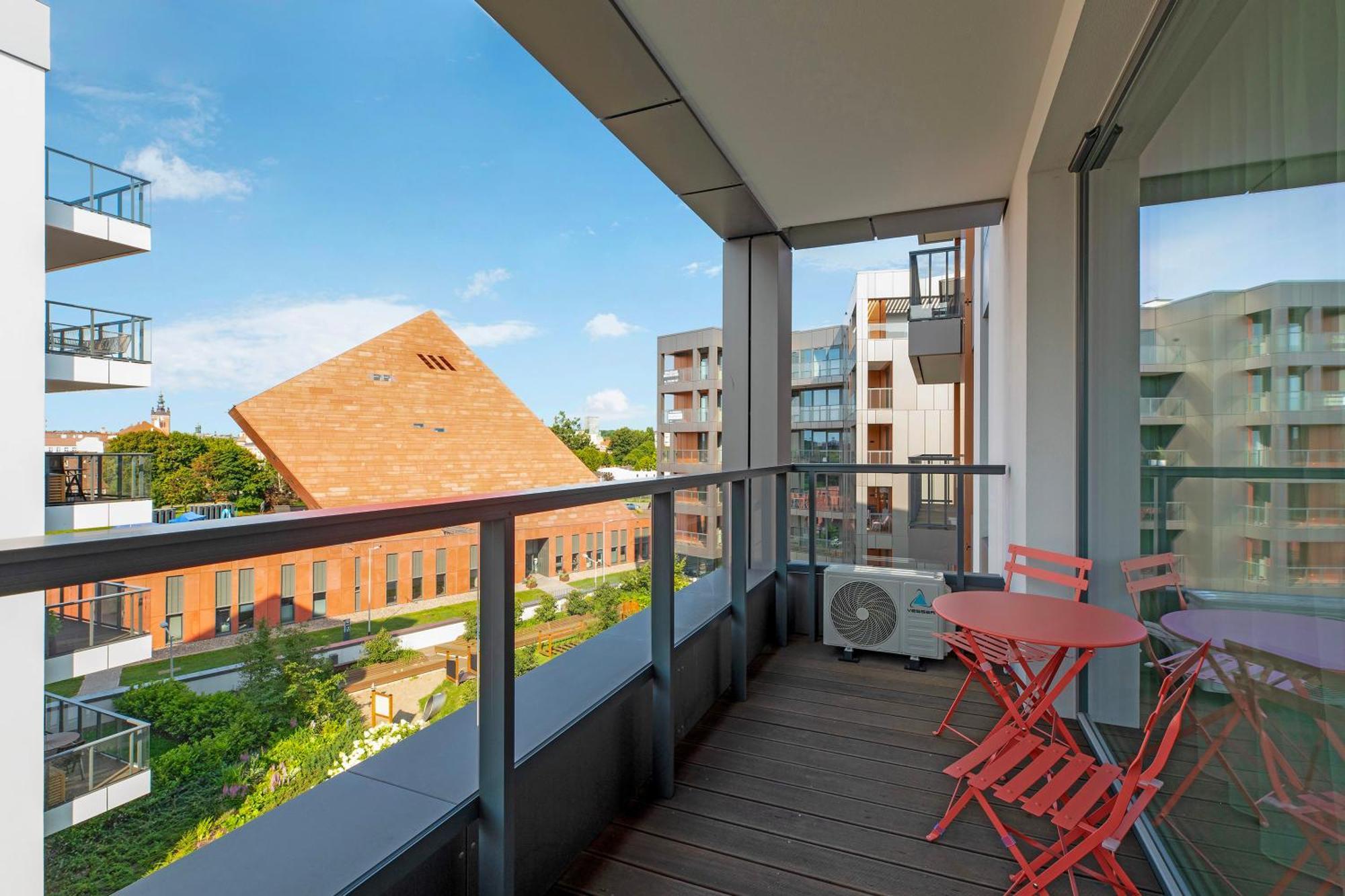 Brabank Riverside - Sauna, Business & Gym By Downtown Apartments 그단스크 객실 사진